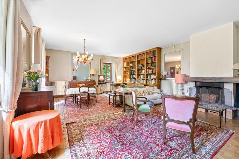 Maison - 197 m² - 6 pièces