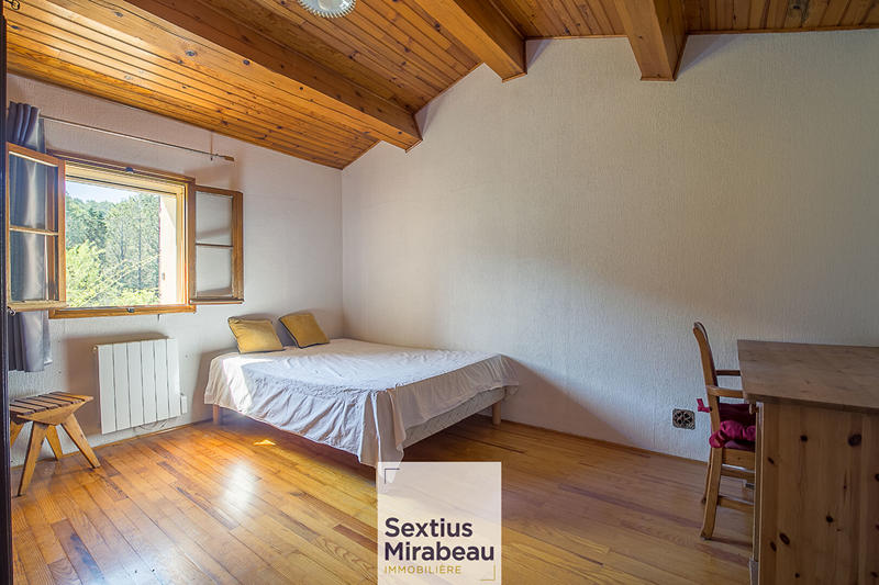 Maison - 101 m² - 5 pièces