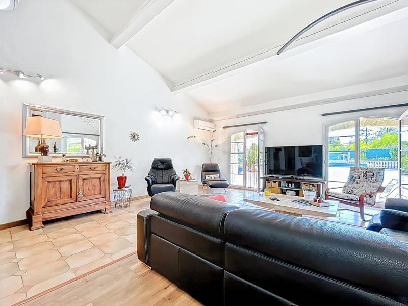 Villa - 195 m² - 5 pièces