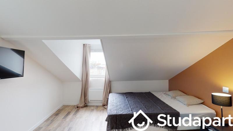 Chambre - 11 m² - 1 pièce