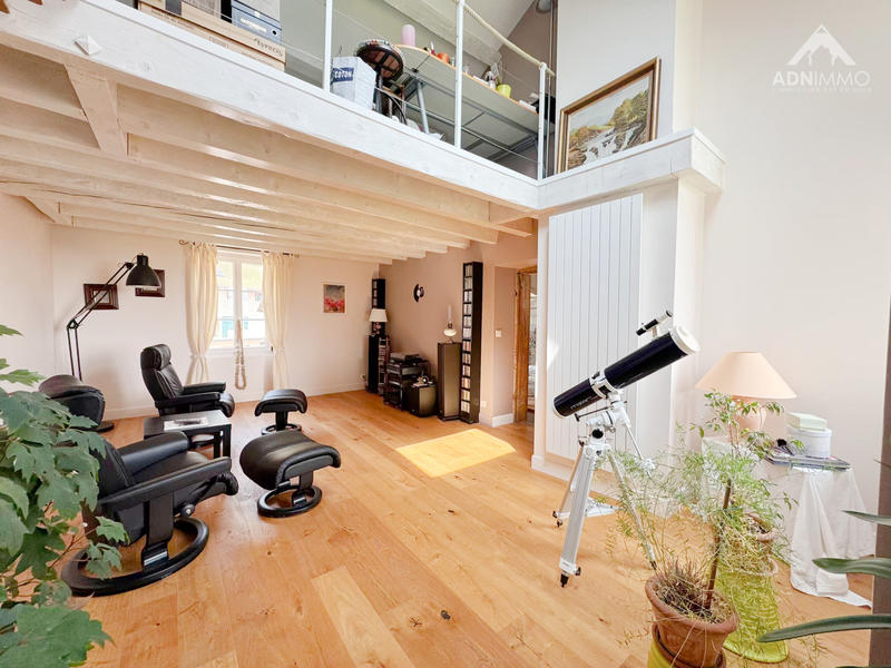 Maison - 200 m² - 6 pièces