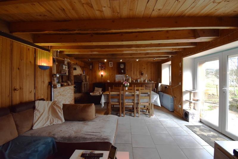 Maison - 98 m² - 5 pièces