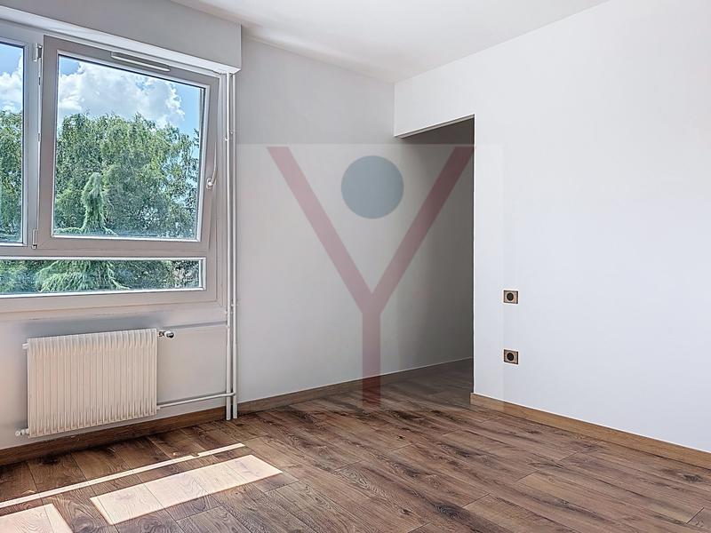 Appartement - 80 m² - 3 pièces
