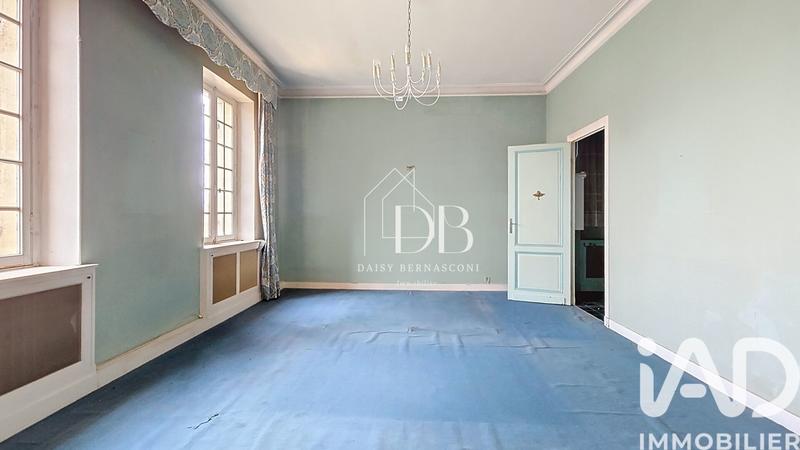 Maison - 270 m² - 7 pièces