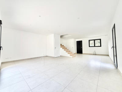 Villa - 110 m² - 5 pièces