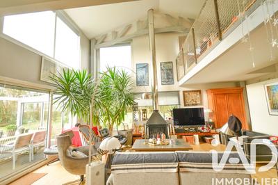 Maison de maîtres - 235 m² - 8 pièces