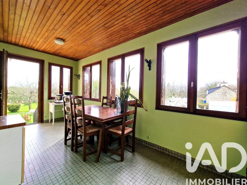 Maison - 94 m² - 5 pièces