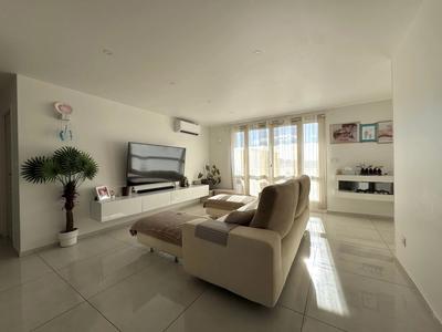 Appartement - 83 m² - 3 pièces