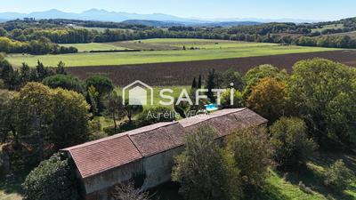 Maison - 225 m² - 6 pièces