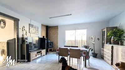 Maison - 94 m² - 5 pièces