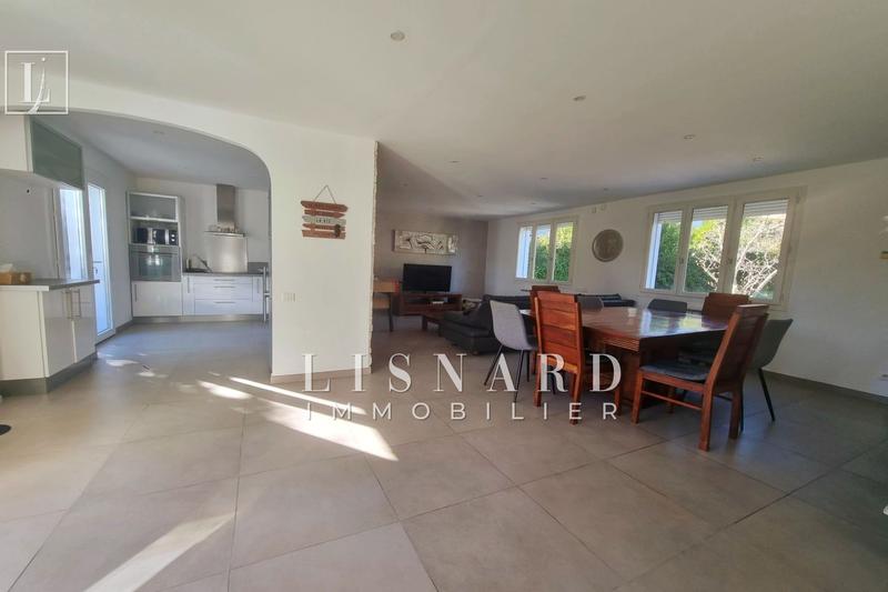 Maison - 125 m² - 4 pièces