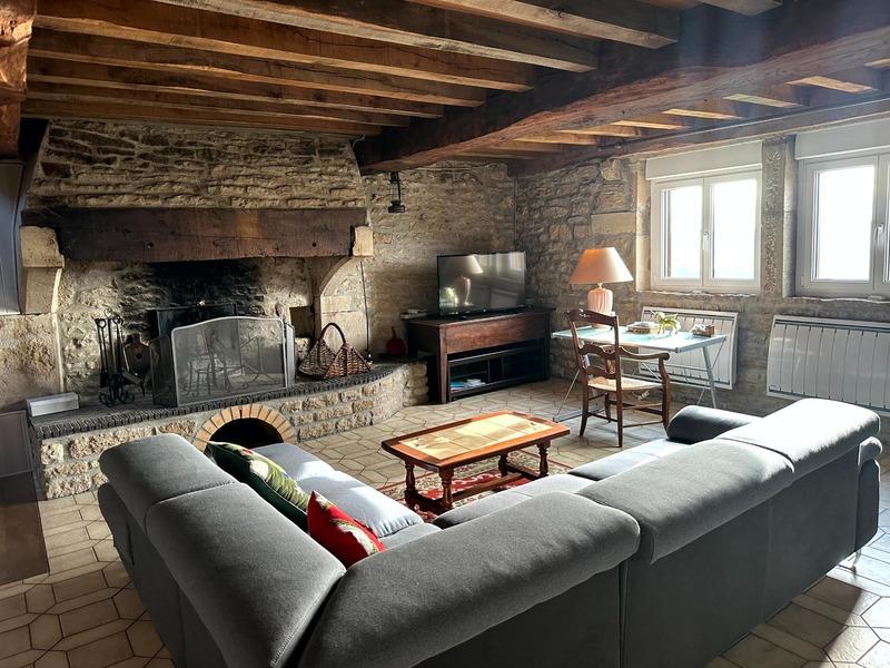 Maison de village - 160 m² - 8 pièces