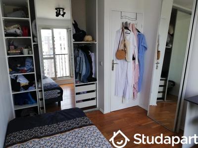 Chambre - 10 m² - 1 pièce