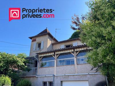 Maison - 130 m² - 7 pièces