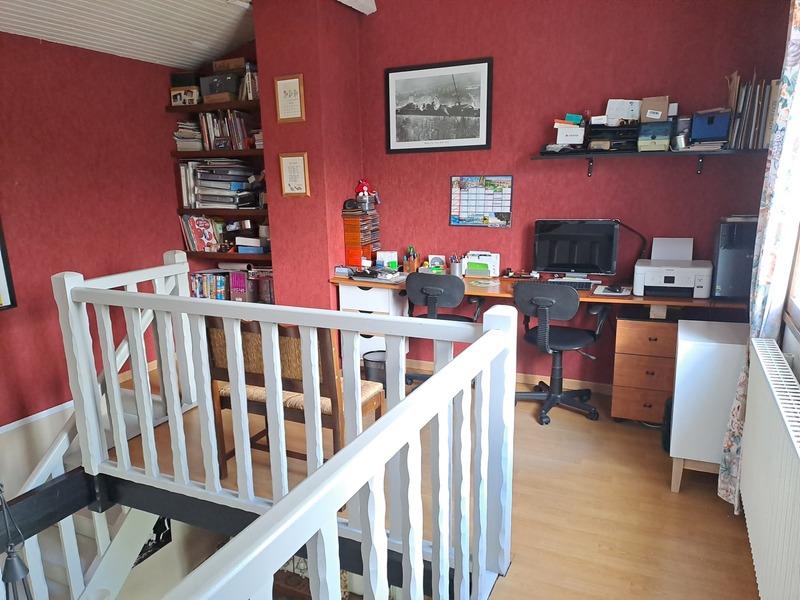 Maison - 196 m² - 7 pièces