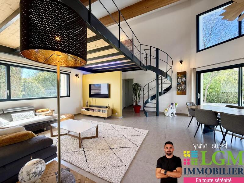 Maison - 155 m² - 5 pièces