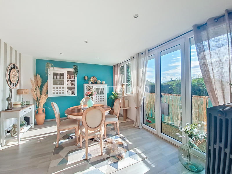 Appartement - 80 m² - 5 pièces