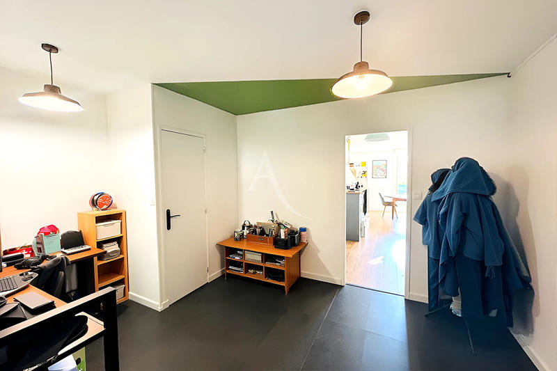 Appartement - 90 m² - 4 pièces