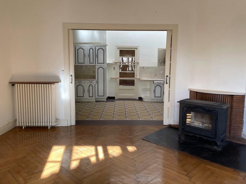 Maison traditionnelle - 148 m² - 8 pièces