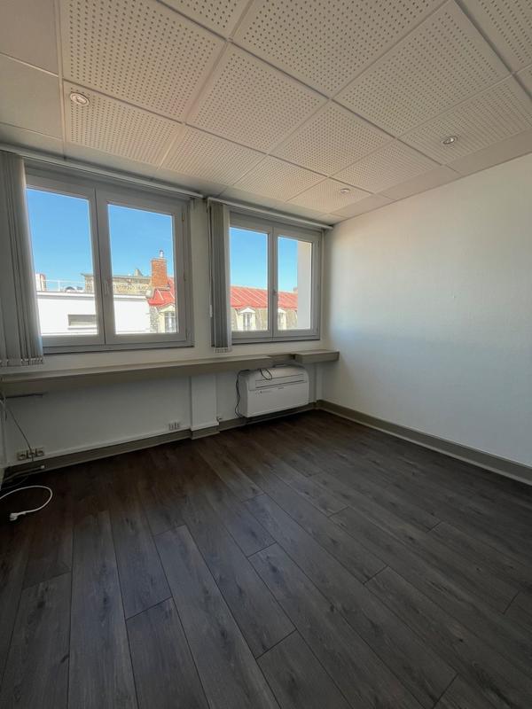 Bureau - 50 m² - 3 pièces