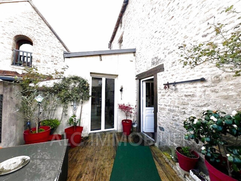 Maison - 157 m² - 7 pièces