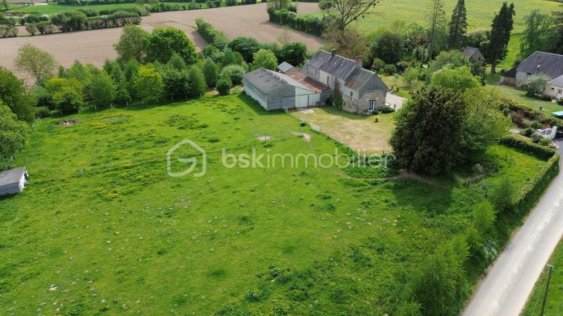 Maison - 242 m² - 10 pièces