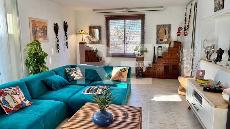 Maison - 217 m² - 7 pièces