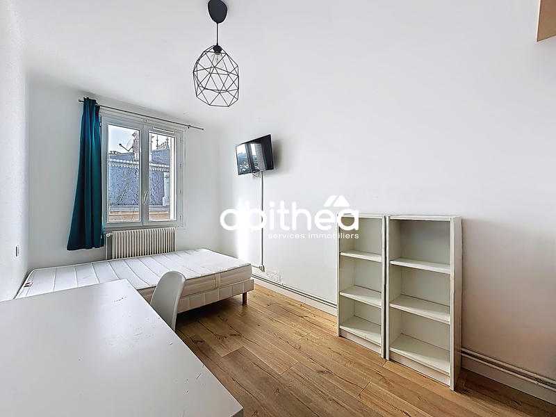 Appartement - 82 m² - 5 pièces