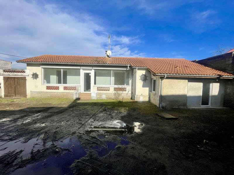 Maison - 104 m² - 4 pièces