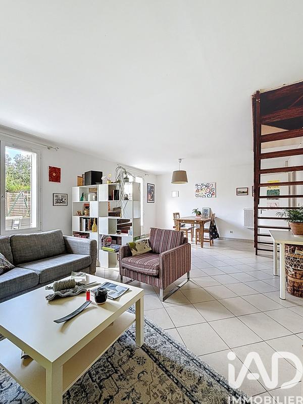 Maison - 121 m² - 6 pièces