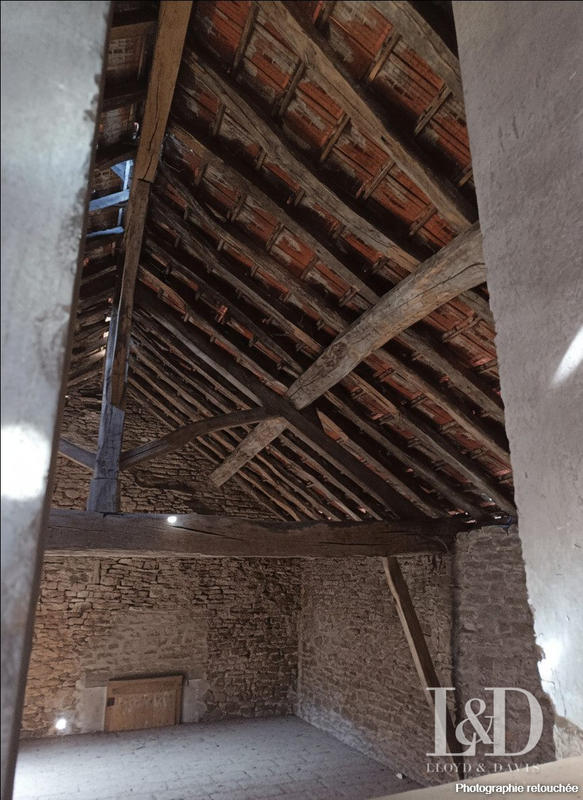 Maison ancienne - 160 m² - 2 pièces