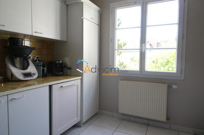 Maison - 99 m² - 4 pièces