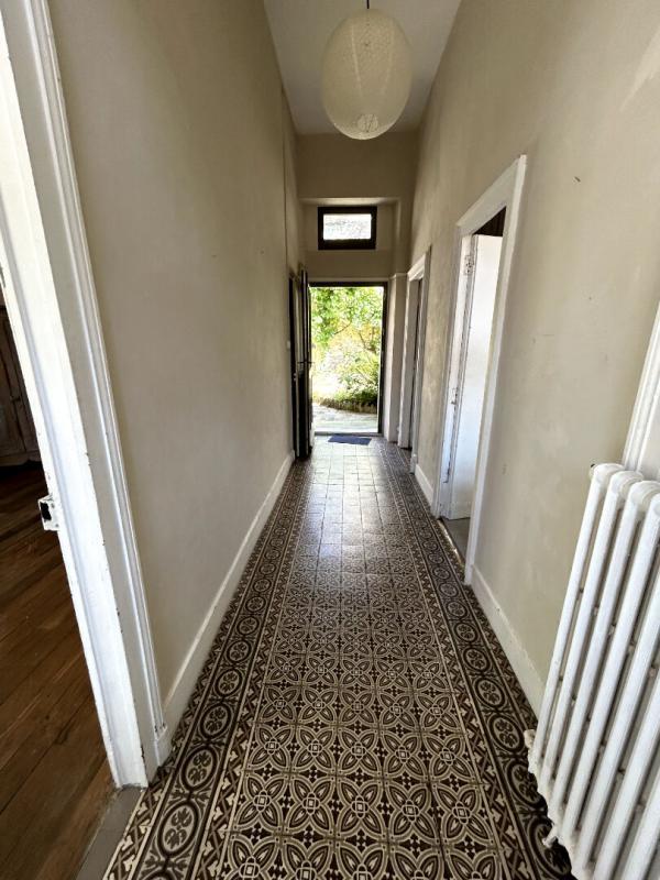 Maison - 180 m² - 6 pièces