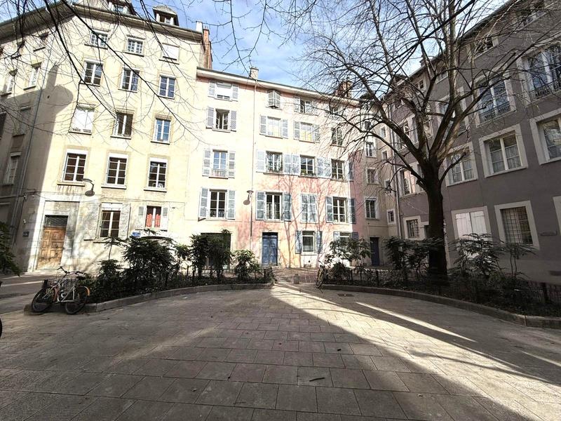Appartement - 56 m² - 2 pièces