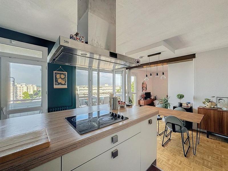 Appartement - 64 m² - 4 pièces