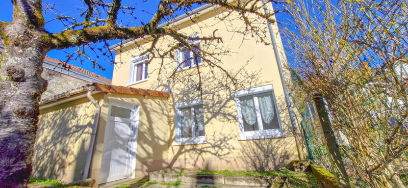 Maison - 97 m² - 4 pièces