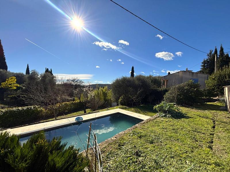 Maison - 114 m² - 5 pièces