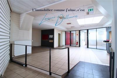 Local commercial - 215 m² - 1 pièce