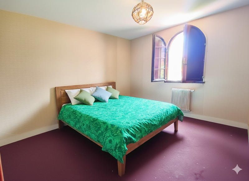 Maison - 240 m² - 7 pièces