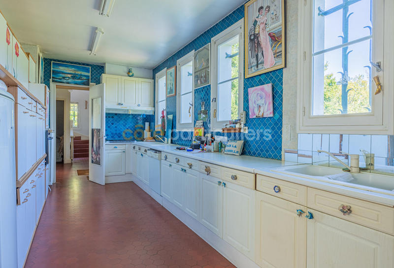 Maison - 344 m² - 7 pièces