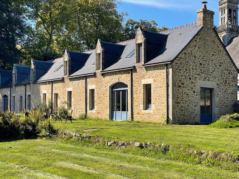 Demeure - 600 m² - 21 pièces