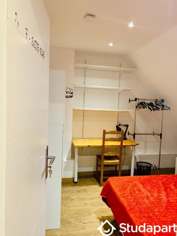 Chambre - 10 m² - 1 pièce