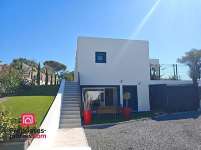 Villa - 220 m² - 6 pièces
