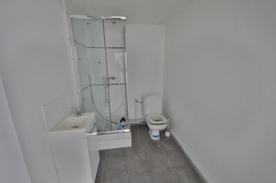 Appartement - 102 m² - 2 pièces