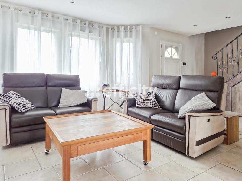 Villa - 140 m² - 5 pièces