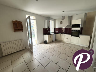 Maison - 95 m² - 4 pièces