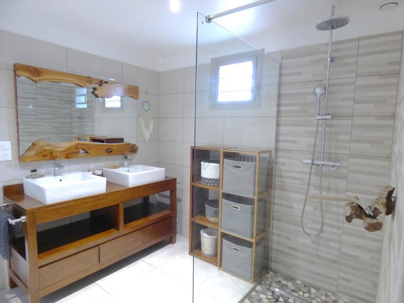 Maison - 140 m² - 7 pièces