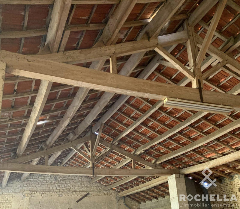 Maison - 277 m² - 1 pièce