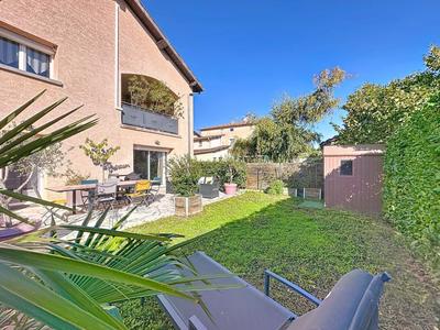 Appartement - 80 m² - 3 pièces