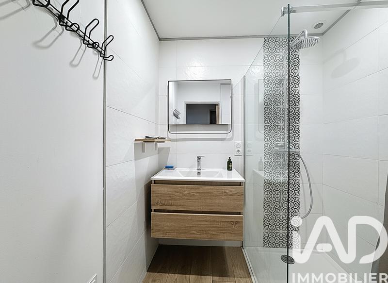 Maison - 227 m² - 8 pièces